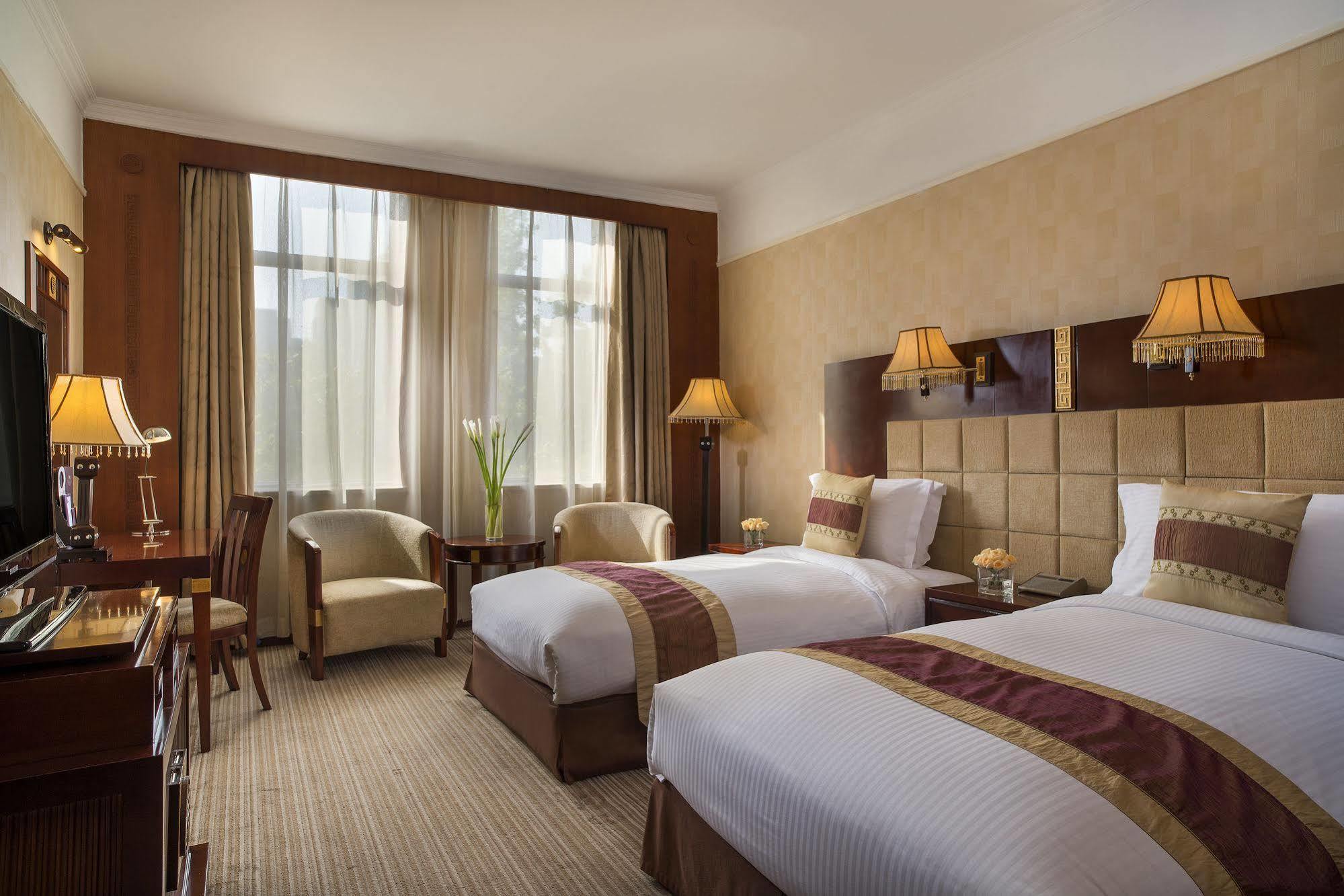 Grand Mercure Xian On Renmin Square Екстериор снимка